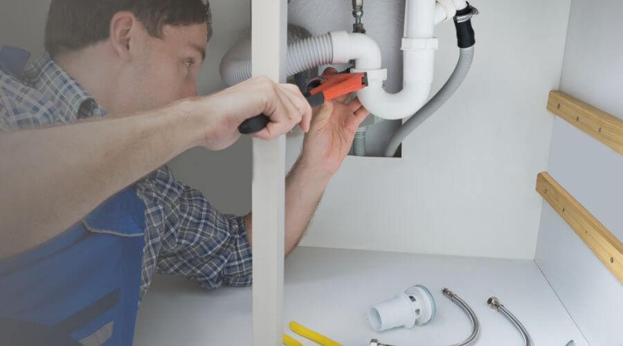 Local water heater installation in California, MD